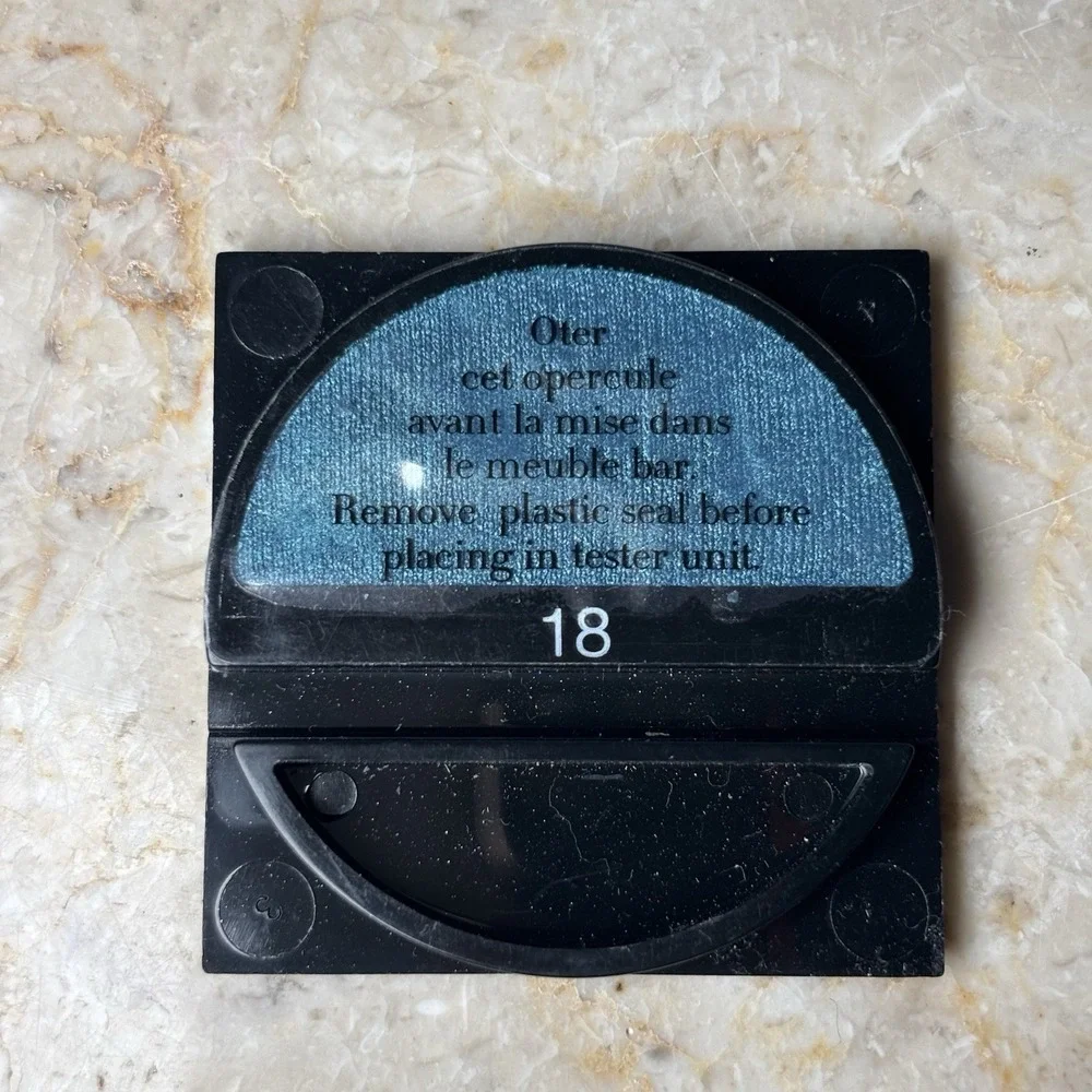 GIORGIO ARMANI Eyes to Kill SHADE 18 Solo Eye Shadow NEW‎ 1.5 G